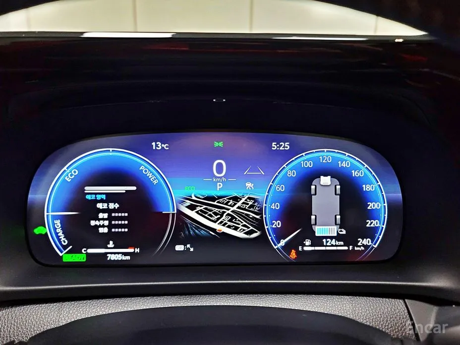 Фото 8 - Toyota Crown