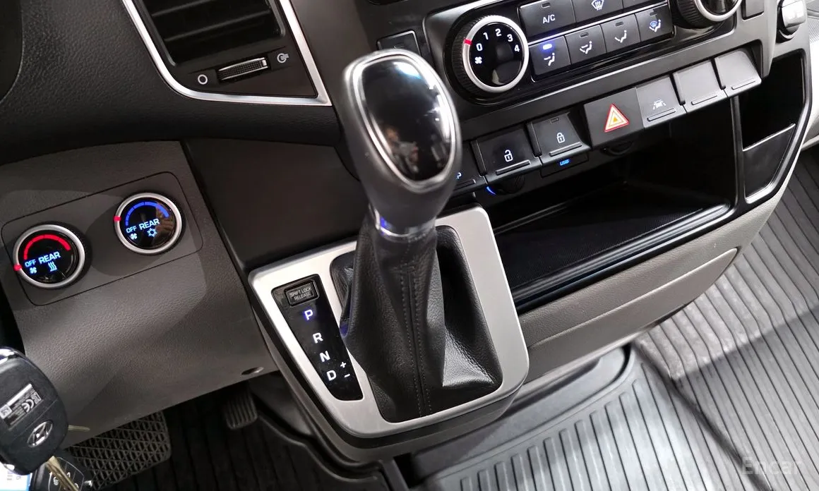 Фото 9 - Hyundai Solati