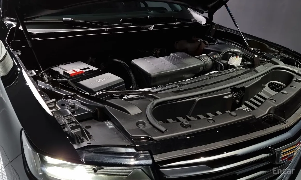 Фото 6 - Cadillac Escalade