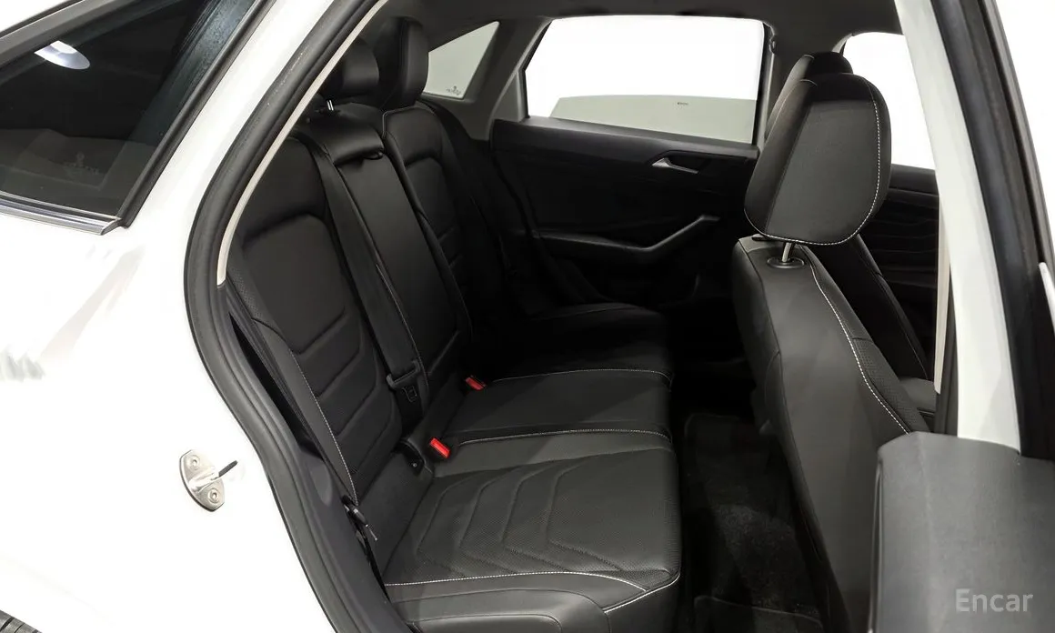 Фото 12 - Volkswagen Jetta