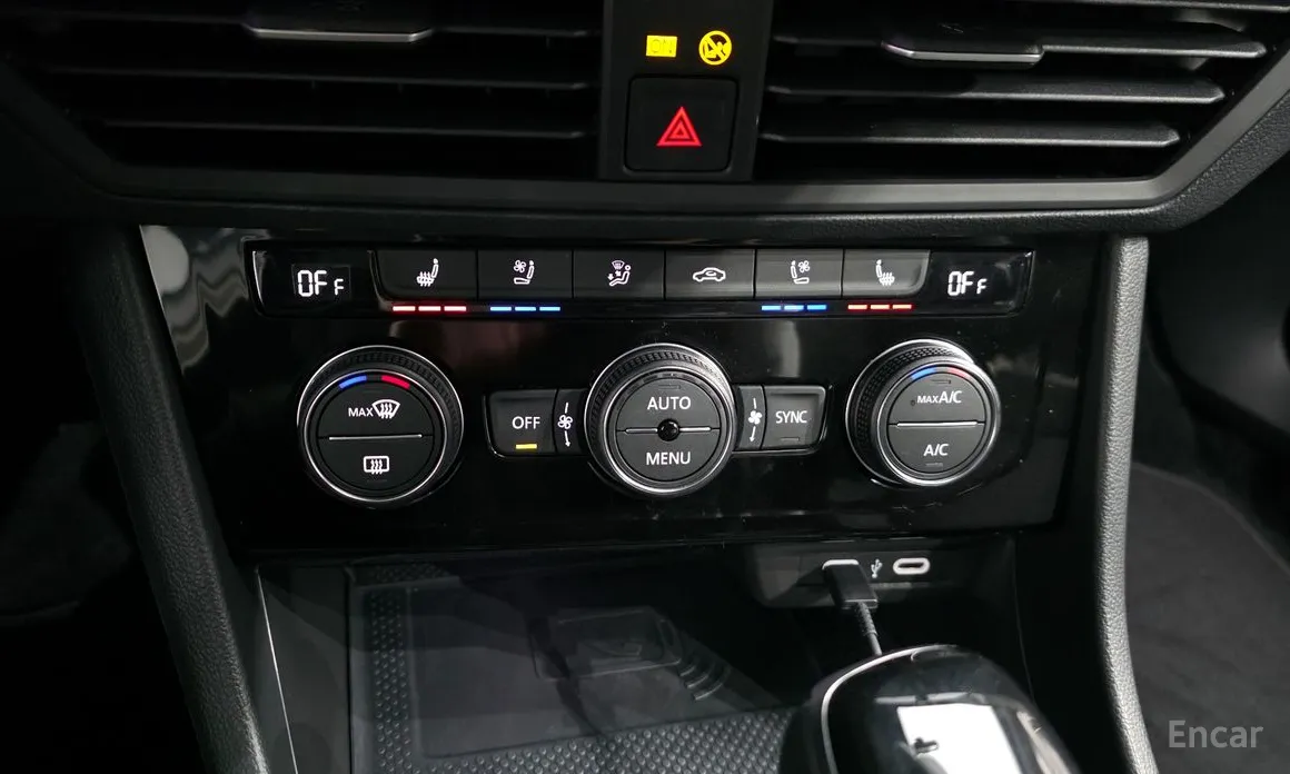 Фото 17 - Volkswagen Jetta