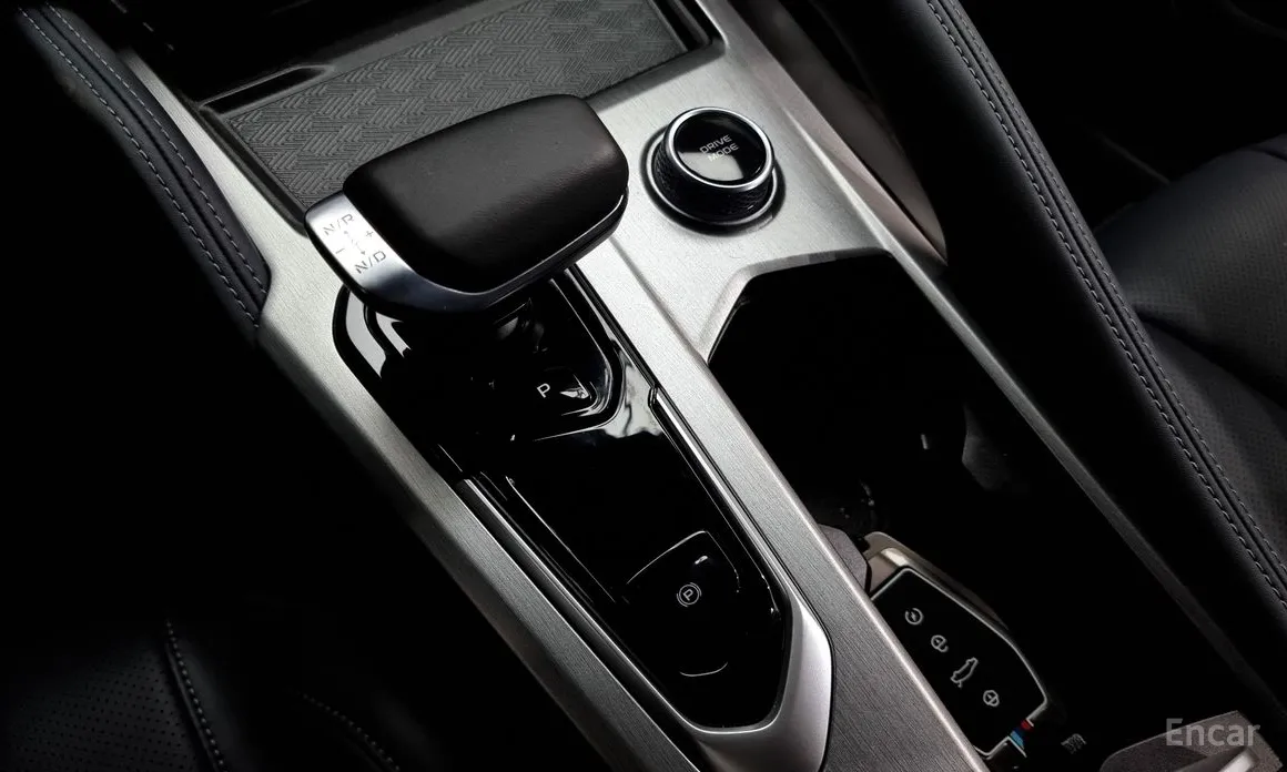 Фото 9 - Renault Grand Koleos