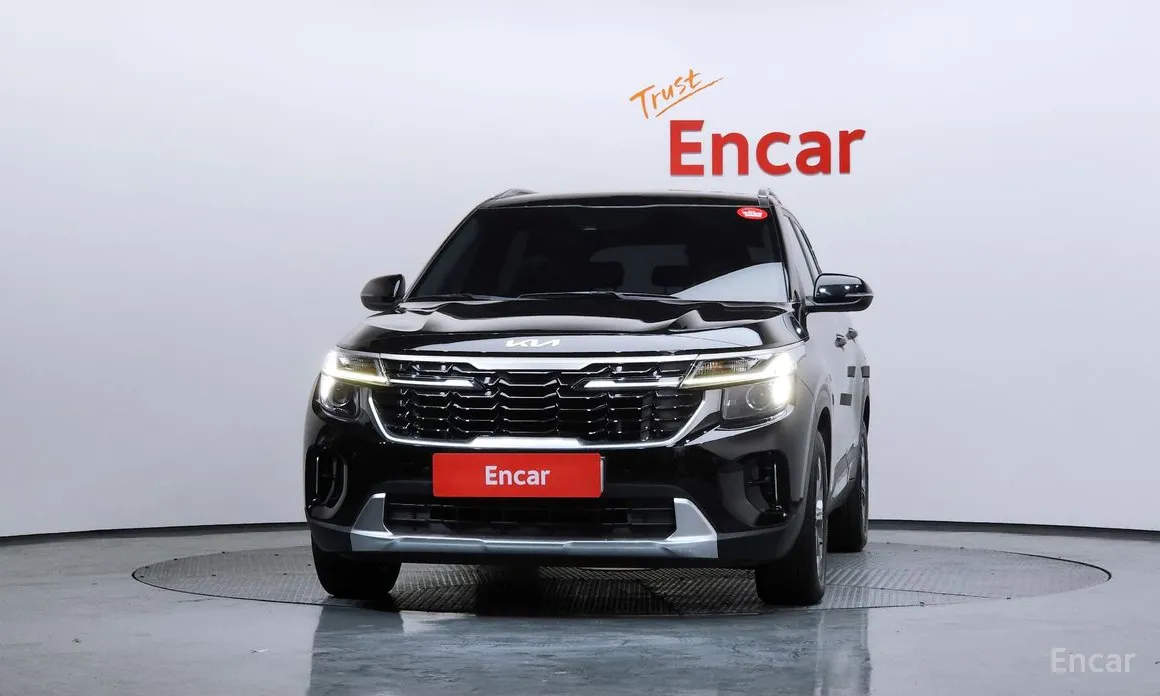 Фото 3 - Kia Seltos