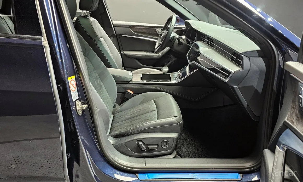 Фото 11 - Audi A6