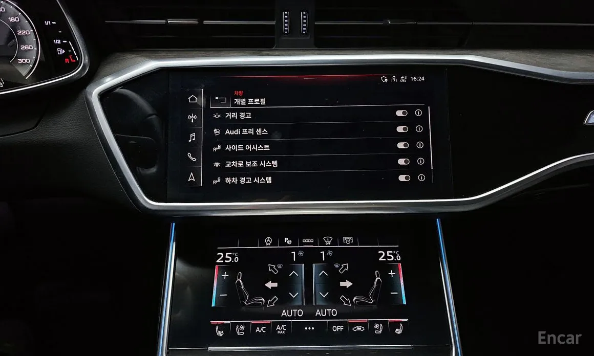 Фото 16 - Audi A6