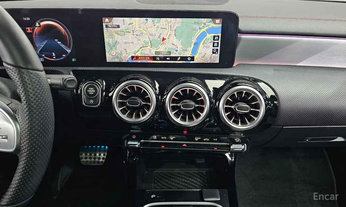 Фото 16 - Mercedes-Benz CLA-Class