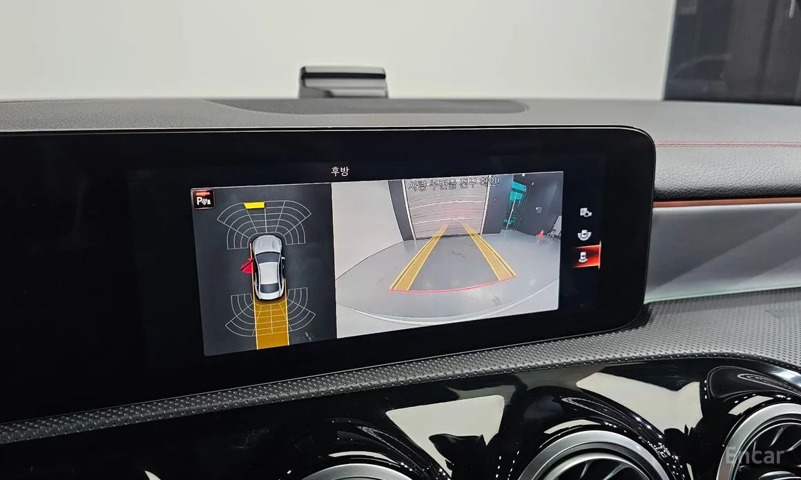 Фото 17 - Mercedes-Benz CLA-Class