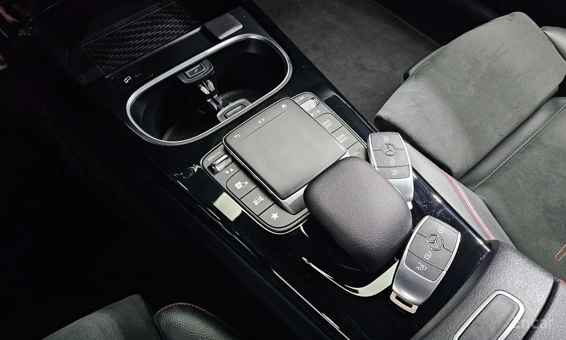 Фото 9 - Mercedes-Benz CLA-Class