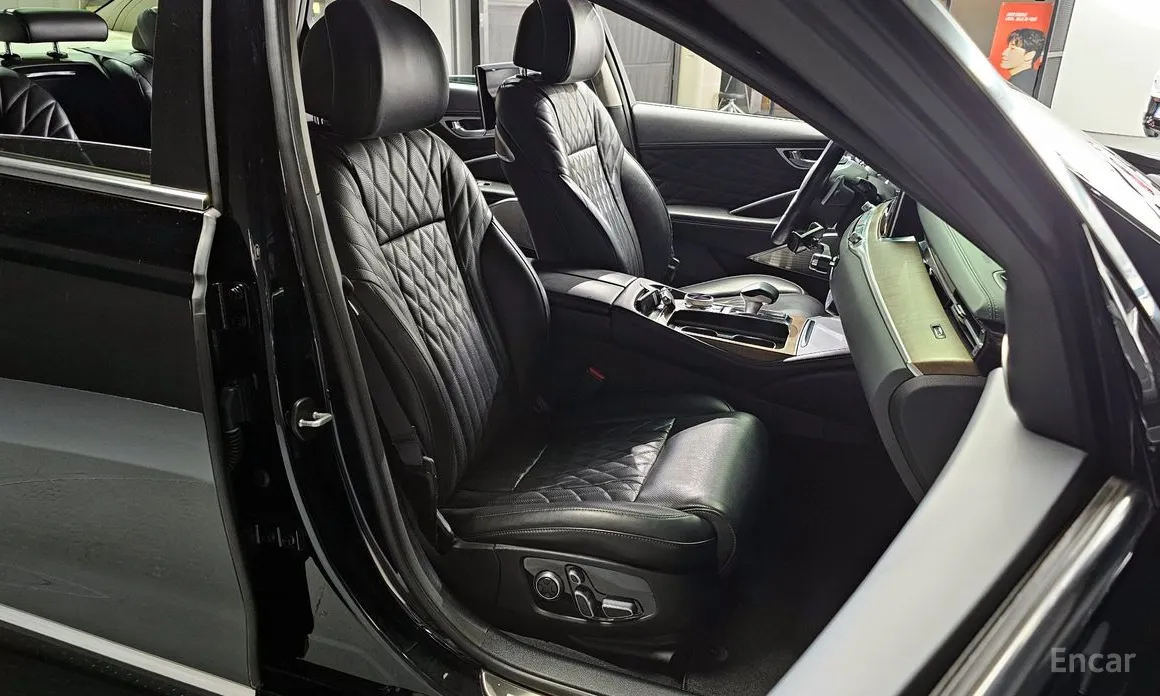 Фото 12 - Kia K9