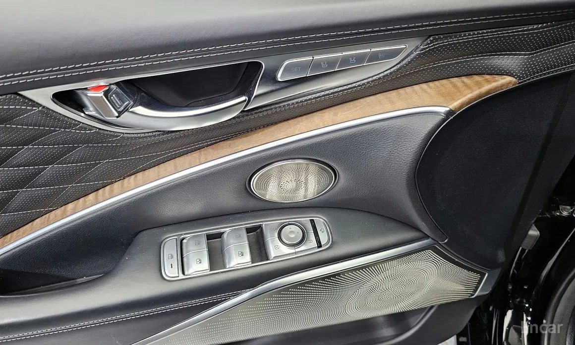 Фото 14 - Kia K9