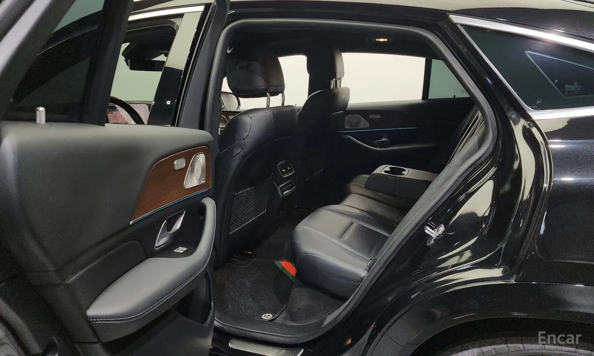 Фото 12 - Mercedes-Benz GLE-Class