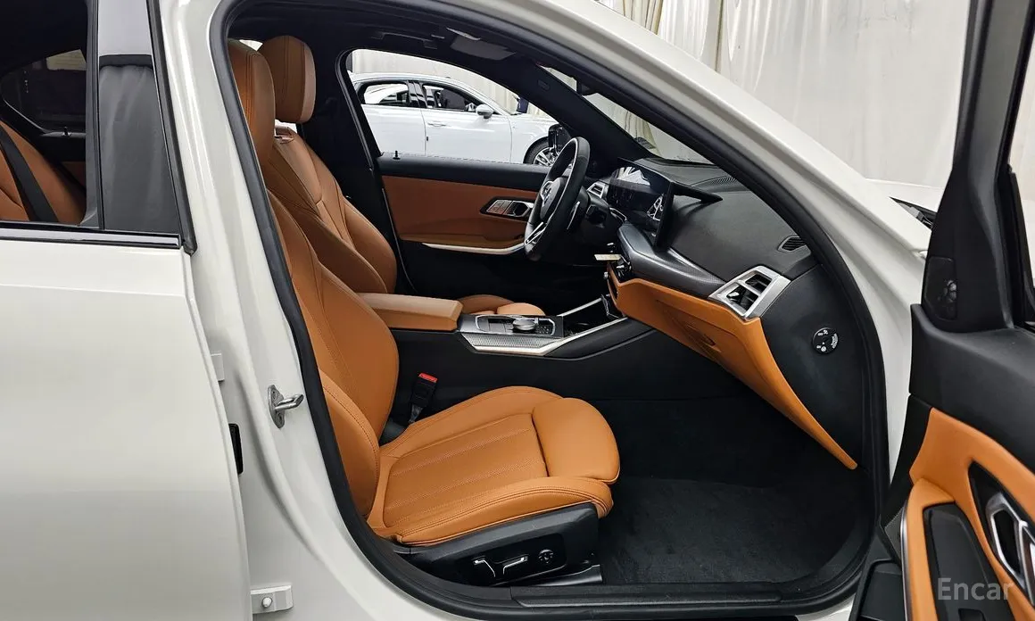 Фото 11 - BMW 3 Series