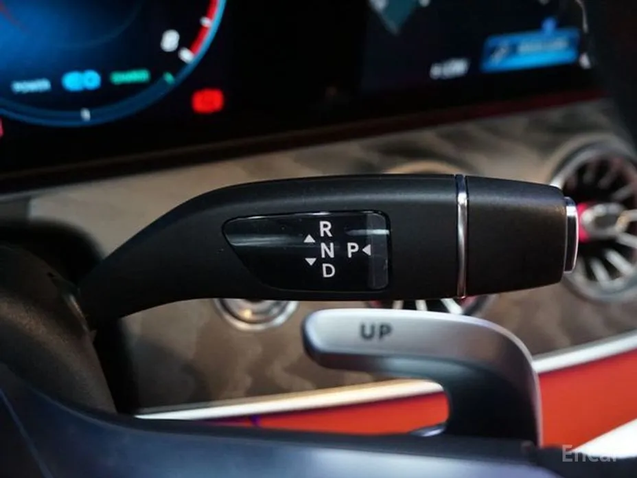 Фото 9 - Mercedes-Benz AMG GT