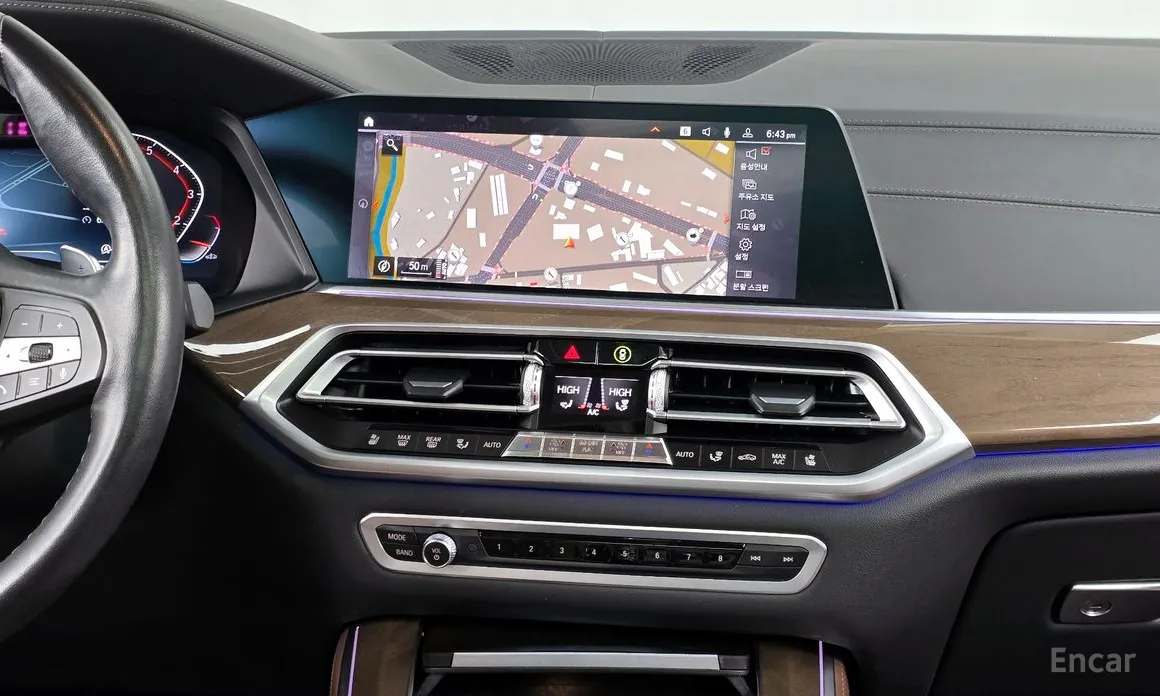 Фото 14 - BMW X5