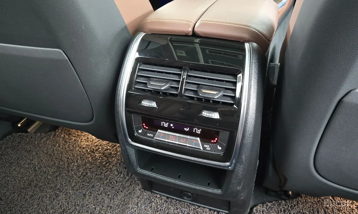 Фото 19 - BMW X5