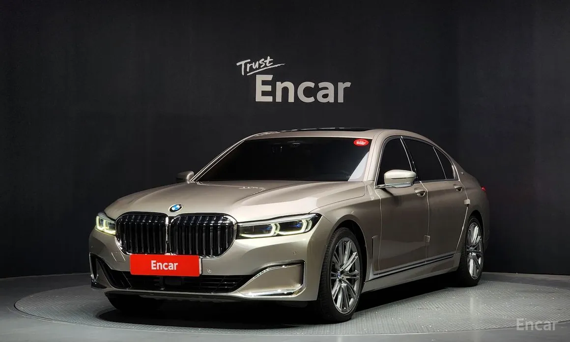 Фото 1 - BMW 7 Series