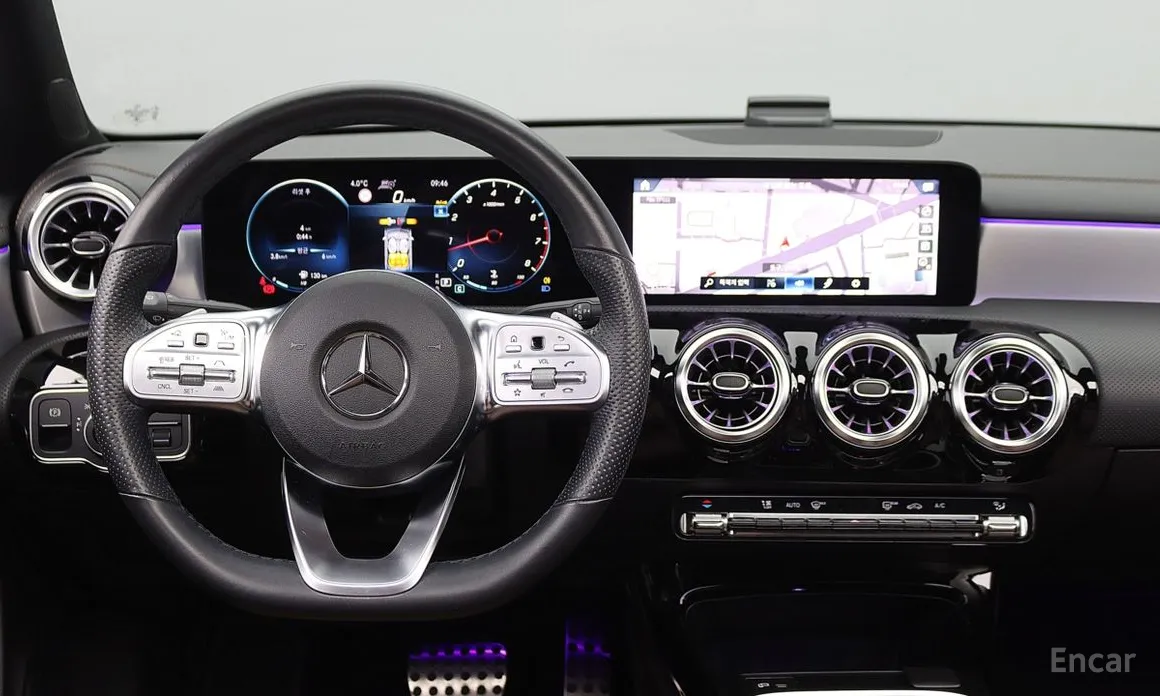 Фото 11 - Mercedes-Benz CLA-Class