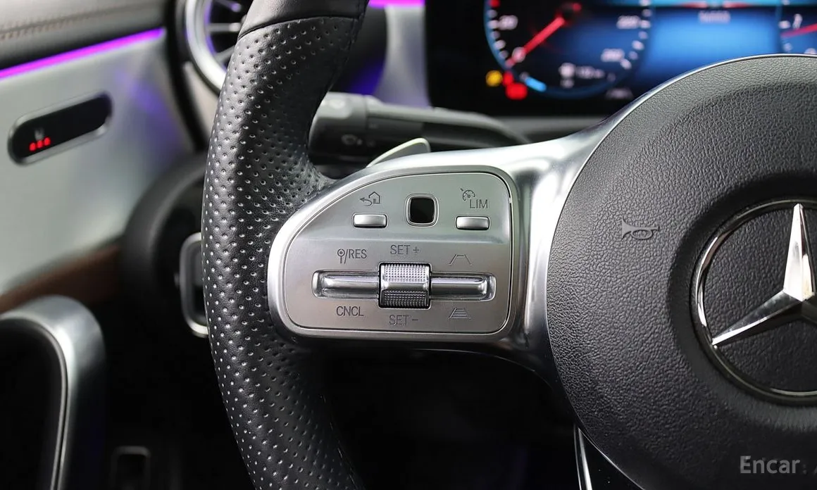 Фото 12 - Mercedes-Benz CLA-Class