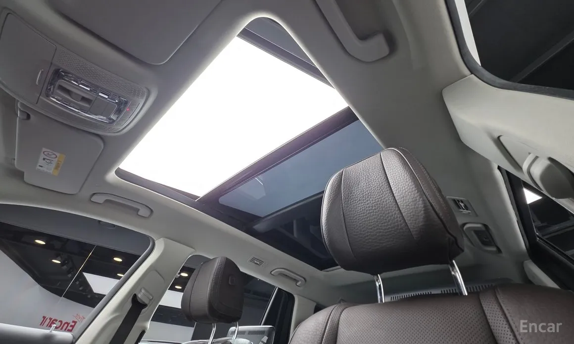 Фото 13 - Mercedes-Benz GLS-Class