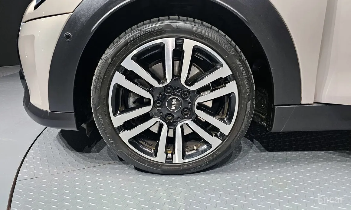 Фото 5 - Mini Cooper