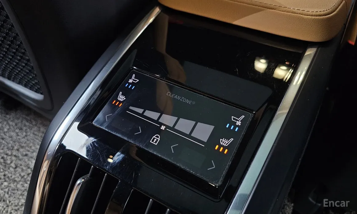 Фото 19 - Volvo S90