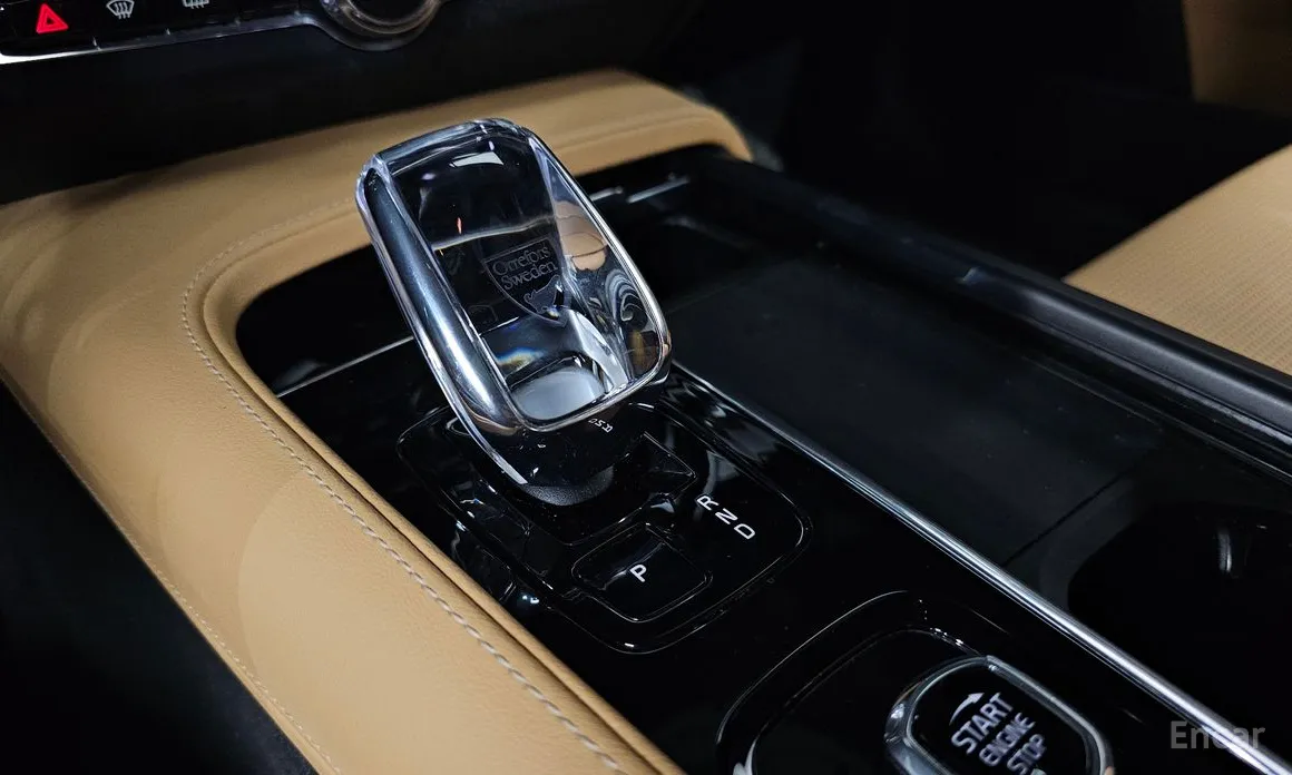 Фото 9 - Volvo S90