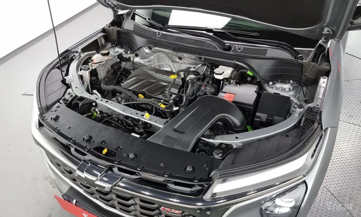 Photo 6 - Chevrolet Trax