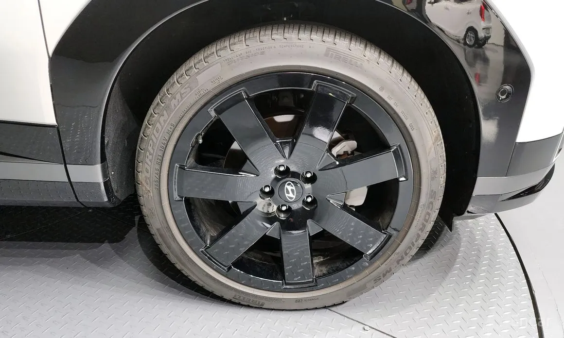 Фото 5 - Hyundai Santa Fe