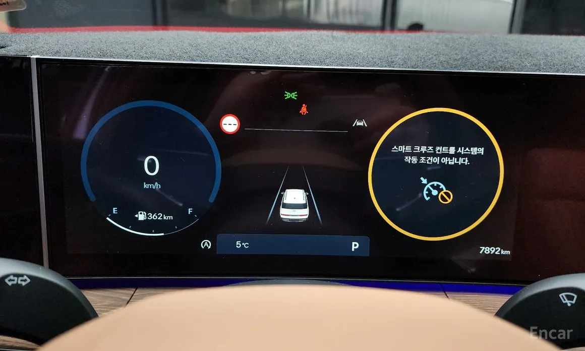 Фото 8 - Hyundai Santa Fe