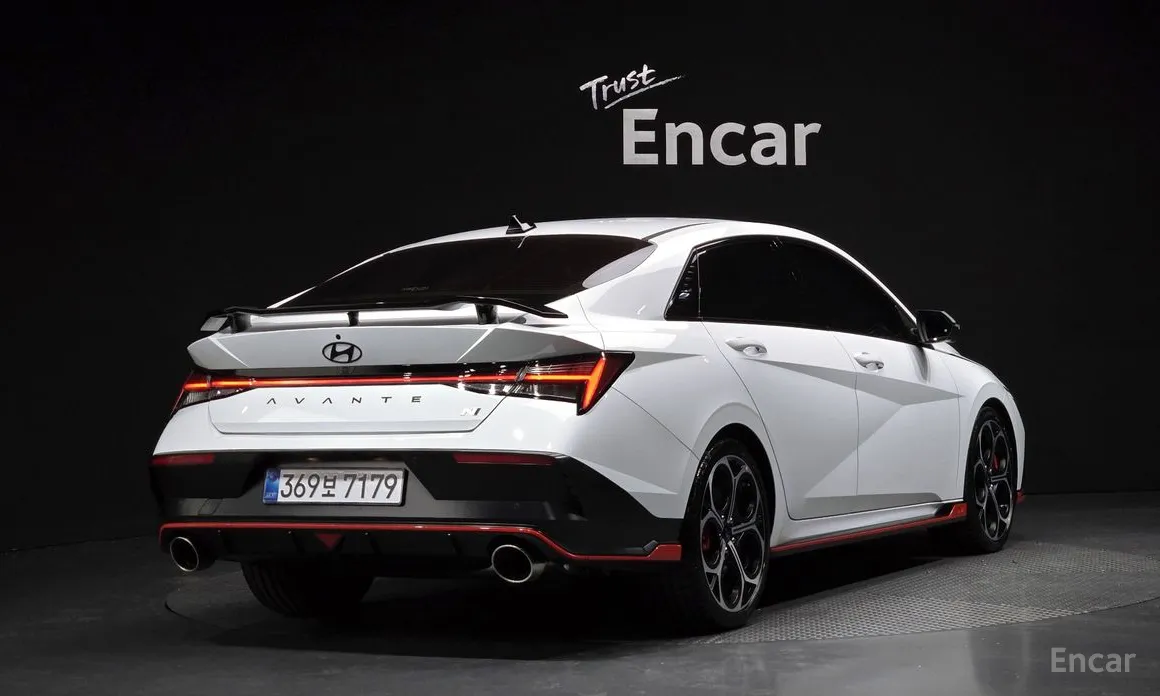 Фото 2 - Hyundai Avante