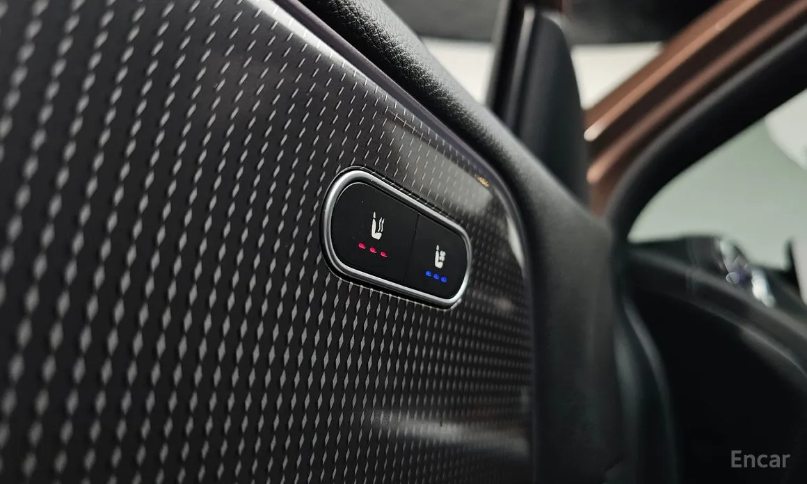 Фото 19 - Mercedes-Benz EQA