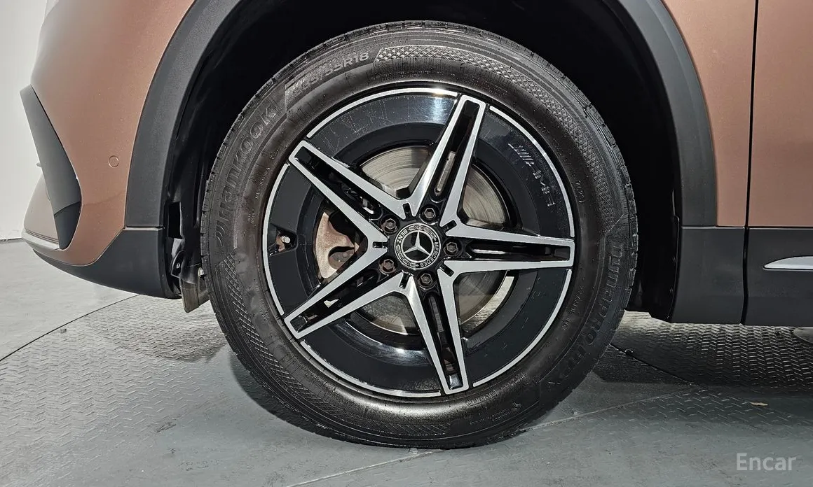 Фото 5 - Mercedes-Benz EQA