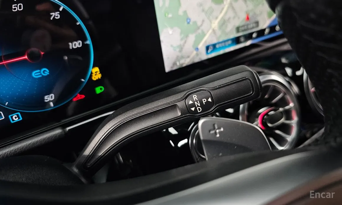 Фото 9 - Mercedes-Benz EQA