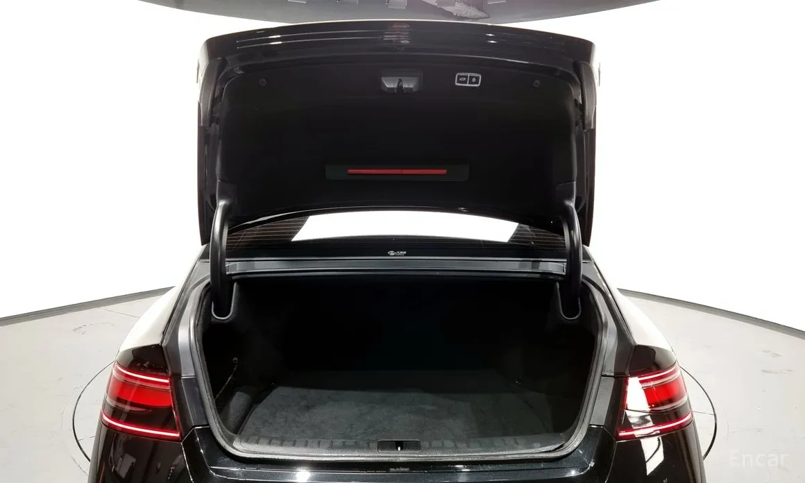 Фото 20 - Genesis G90