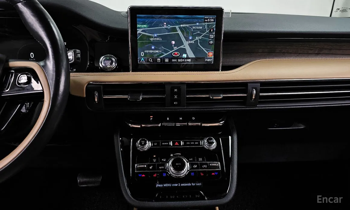 Фото 14 - Lincoln Corsair