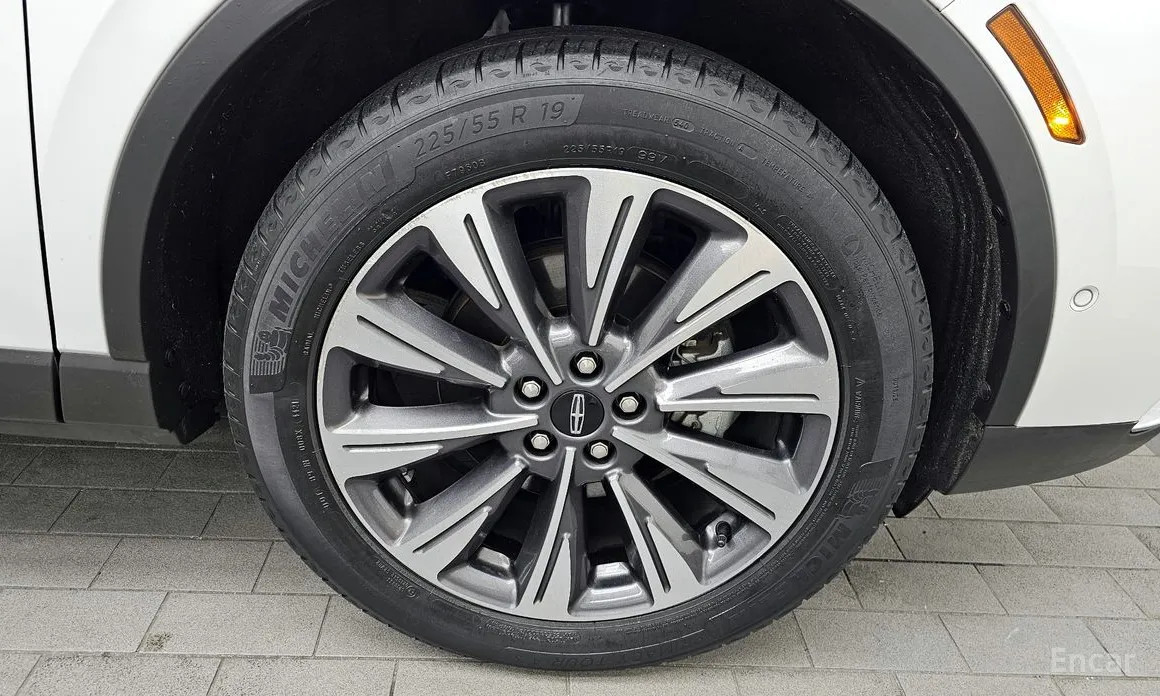 Фото 5 - Lincoln Corsair