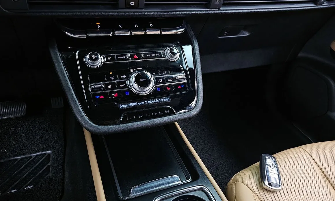 Фото 9 - Lincoln Corsair