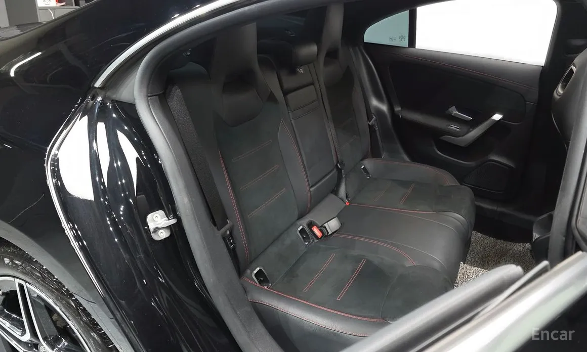 Фото 11 - Mercedes-Benz CLA-Class