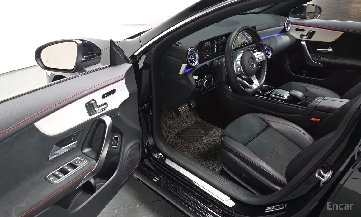 Фото 12 - Mercedes-Benz CLA-Class