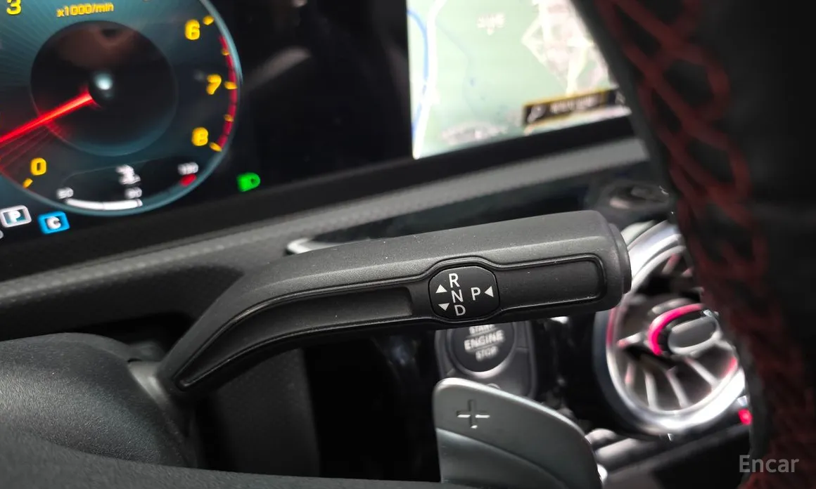 Фото 9 - Mercedes-Benz CLA-Class