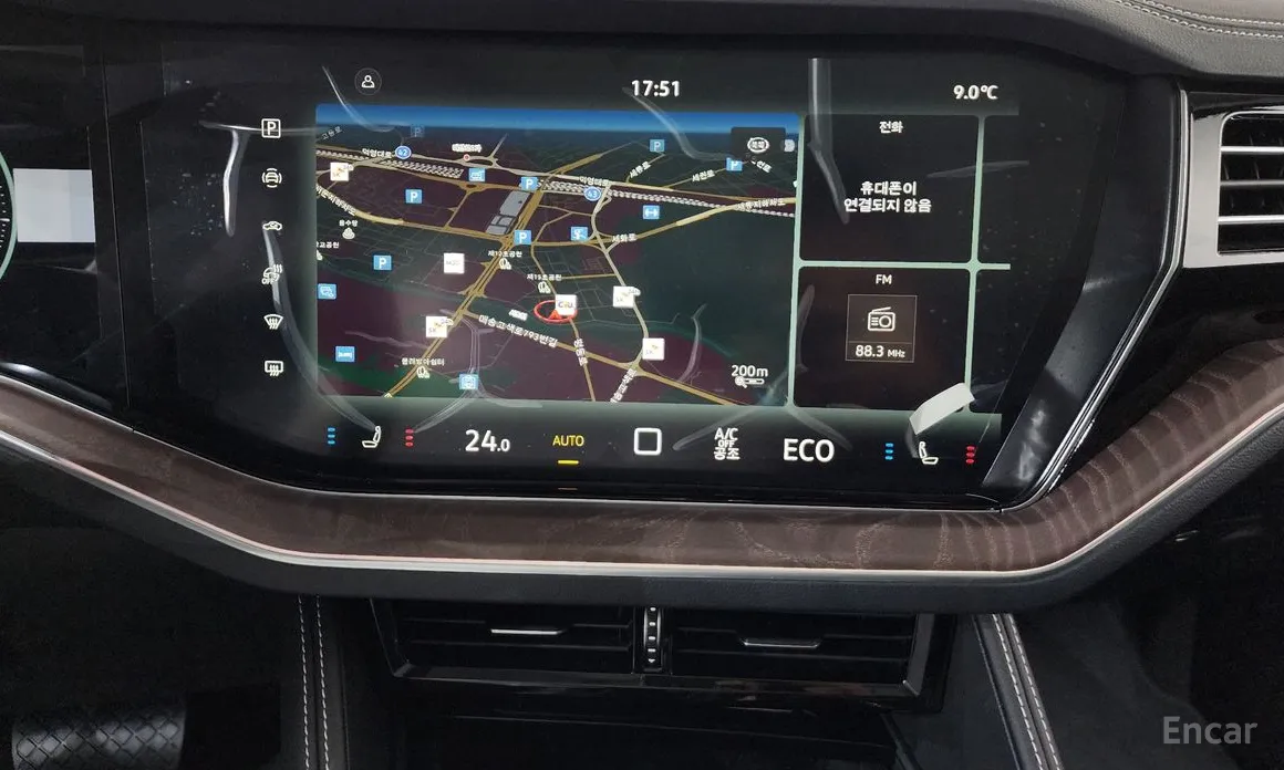 Фото 14 - Volkswagen Touareg