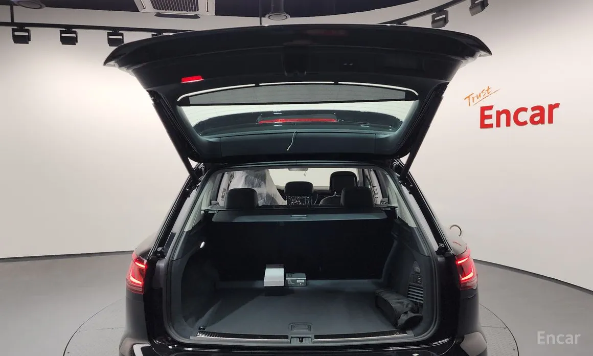 Фото 20 - Volkswagen Touareg