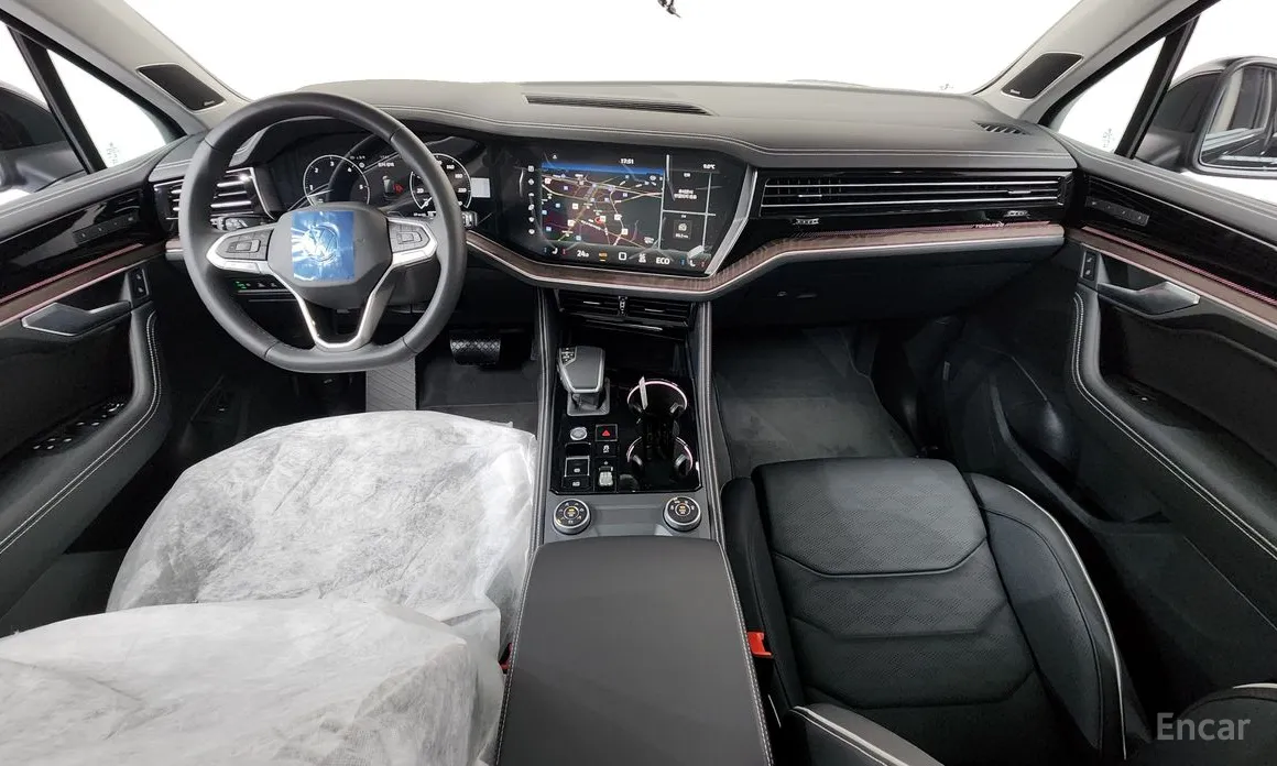 Фото 7 - Volkswagen Touareg