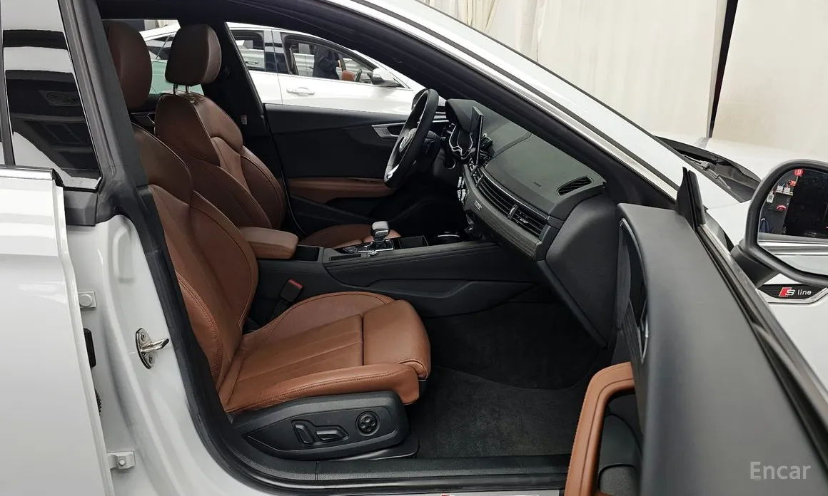 Фото 11 - Audi A5