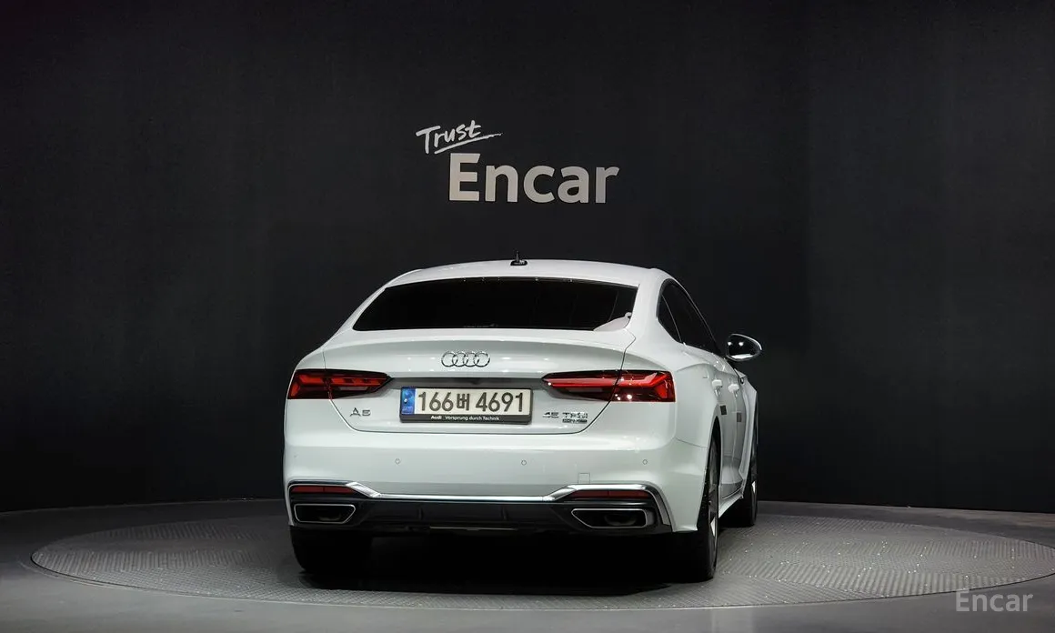 Фото 4 - Audi A5