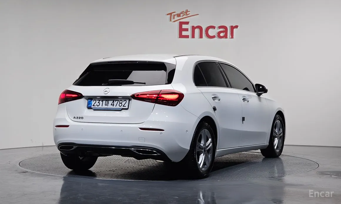 Фото 2 - Mercedes-Benz A-Class