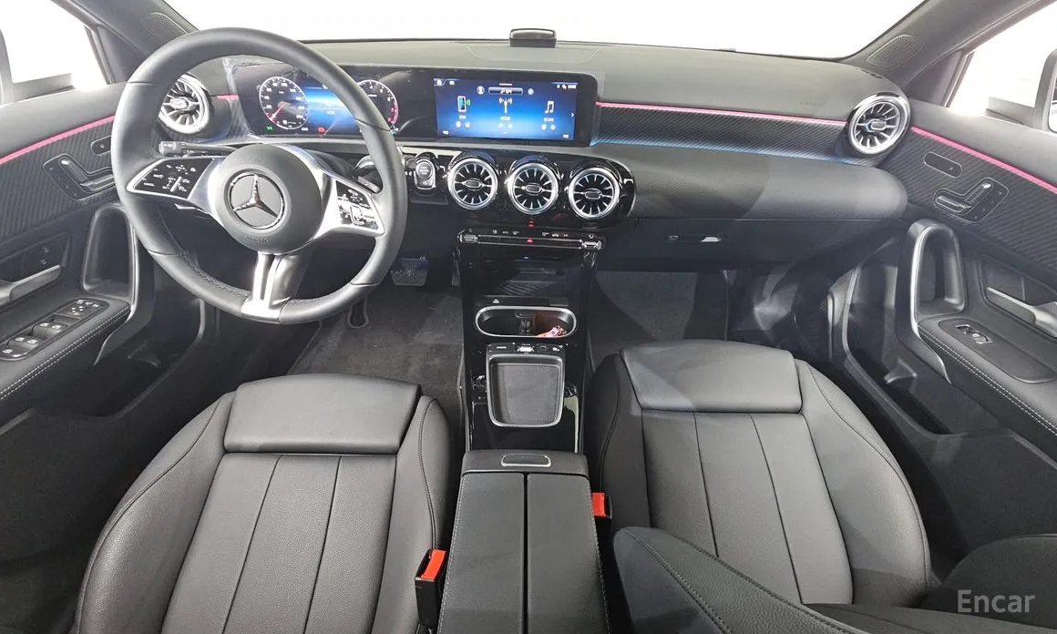 Фото 7 - Mercedes-Benz A-Class
