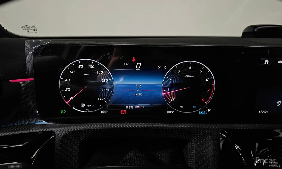 Фото 8 - Mercedes-Benz A-Class