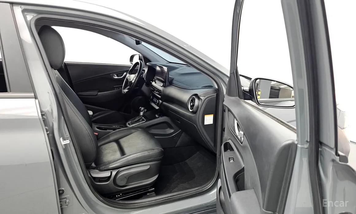 Фото 11 - Hyundai Kona