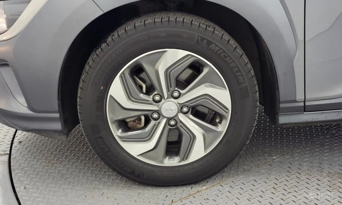 Фото 5 - Hyundai Kona